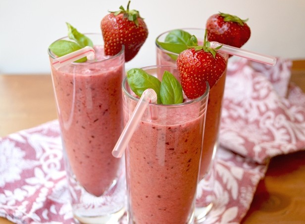 Cherry-Berry-Smoothie-1-web